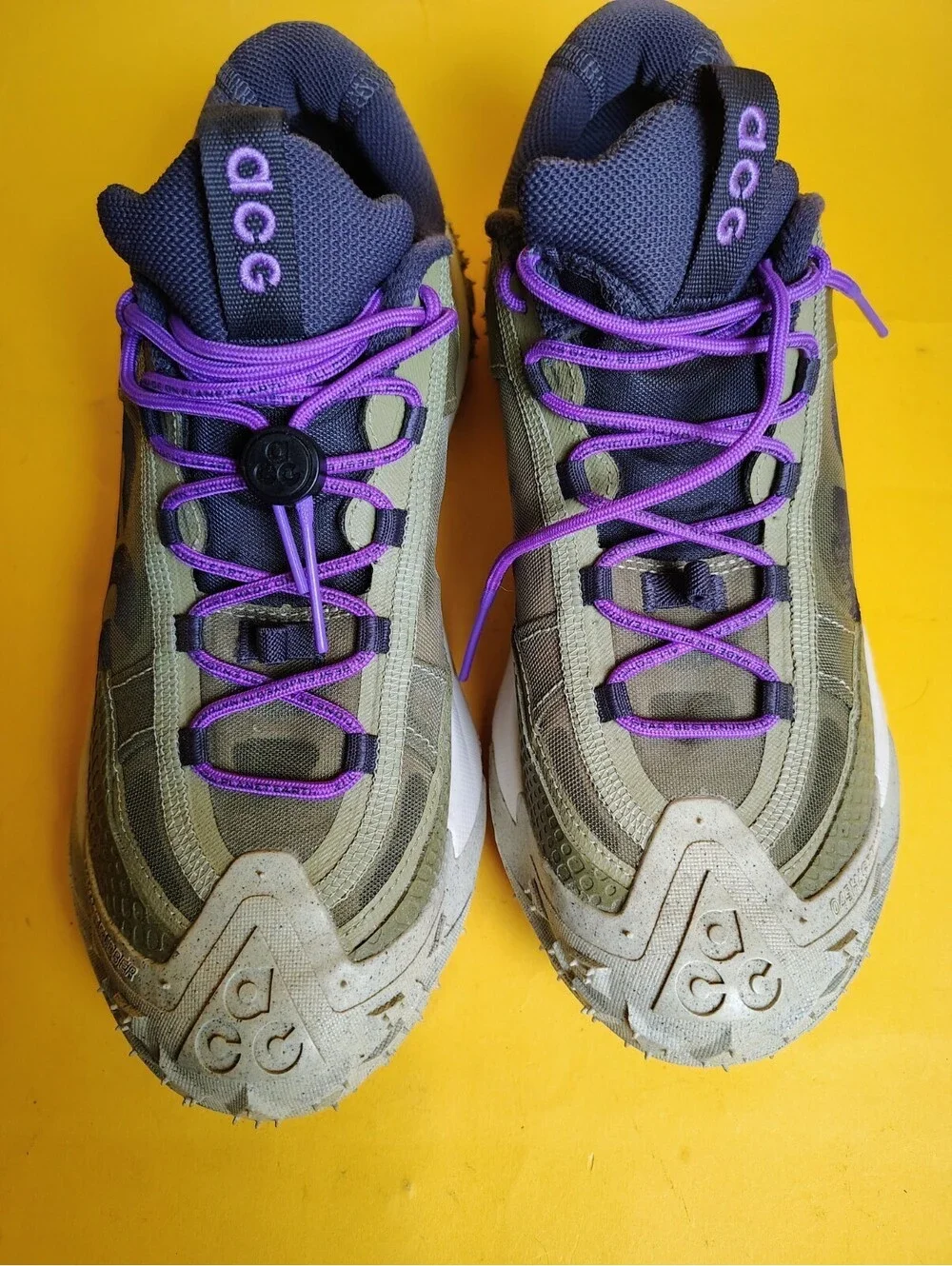 Nike ACG Mountain Fly 2 Low Gridiron Action Grape DV7903-200 Men's Size 9 Used